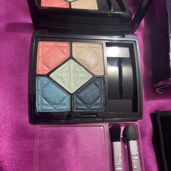 Dior limited edition quad in 357 electrify. - Picture 3 of 6